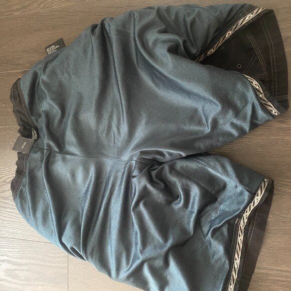 RARE Y2K Vintage Oakley Software RARE 2000s technical ripstop cargo shorts M - Picture 13 of 16